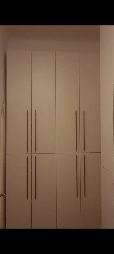 Ormari: Ormari se izradjuju od Univera debljine 18mm u belom dekoru — 10