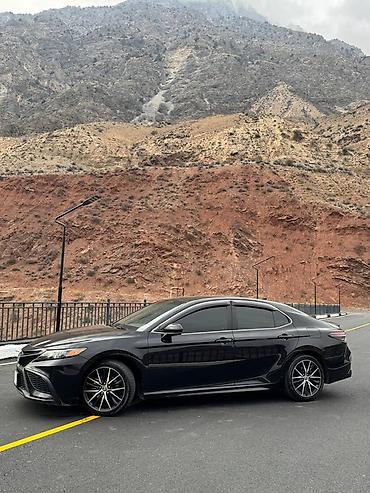 camry 55 exclusive: Toyota Camry: 2021 г., Бензин — 4