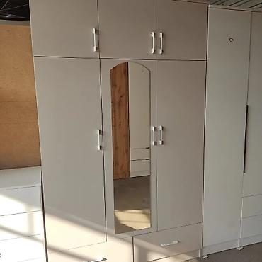 Комоды для одежды: Комод для одежды, Новый, С зеркалом, ЛДСП, цвет - Белый, Серебристый, Синий, Бесплатная доставка — 25