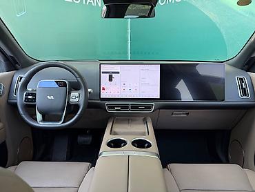 kaiyi e5: Lixiang L8: 2025 г., 1.5 л, Автомат, Гибрид, Кроссовер — 5