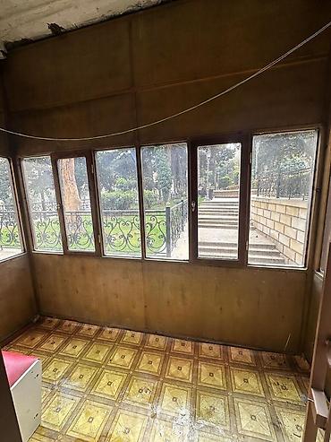 agsuda ev satilir: Bakı, 3 otaqlı, Köhnə tikili, m. Nizami, 85 kv. m — 5