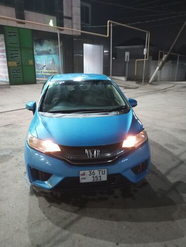 Honda: Honda Fit: 2014 г., 1.5 л, Автомат, Гибрид, Хэтчбэк