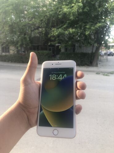 iphone 7 plus ikinci el: IPhone 8 Plus, 64 GB, Rose Gold, Barmaq izi, Simsiz şarj