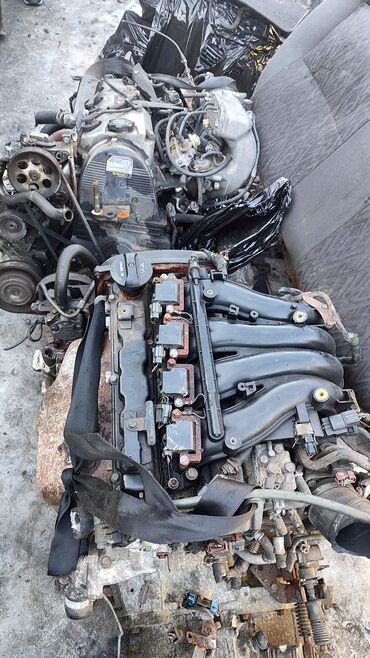 Двигатели, моторы и ГБЦ: Бензиновый мотор Mitsubishi 2003 г., 1.8 л, Б/у, Оригинал
