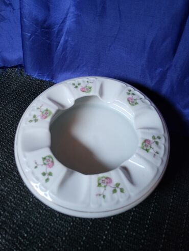 Ostali kućni dekor: Pepeljara, bоја - Bela, Novo na lalafo.rs — 2 Ostali kućni dekor: Pepeljara, bоја - Bela, Novo — 2