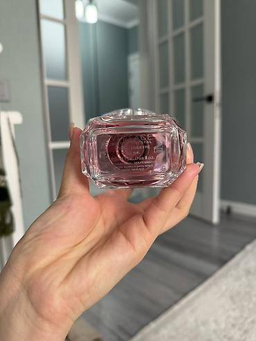 versace bright crystal: Versace Bright Crystal — туалетная вода для женщин. - Объем: 90 ml — 2