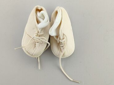 wysokie buty bez obcasa: Buciki niemowlęce, 16, stan - Dobry