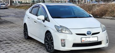 Toyota: Toyota Prius: 2010 г., 1.8 л, Вариатор, Гибрид, Хэтчбэк