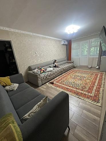 квартира 10мкр: 🏠 Продаётся 3-комнатная квартира в 10-м микрорайоне 📍 Адрес: район — 6