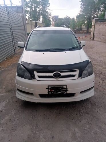хорошие мышки: Toyota Ipsum: 2001 г., 2.4 л, Автомат, Газ, Минивэн