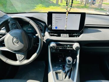 Toyota: 2023 cü il Dekabr buraxilişdi.2024cü il Toyota servisden alinib. Rəsmi — 4