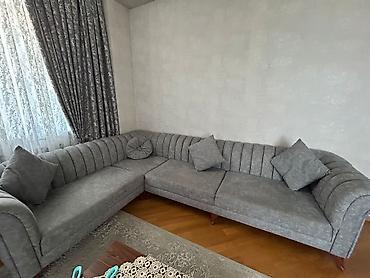 *450 Azn* künc divan satılır. İdeal vəziyyətdədir. Açılmzır,bazası