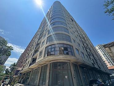 5 otaqlı, Yeni tikili, 215 kv. m