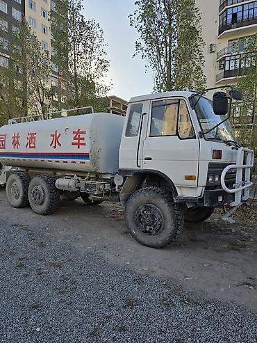 Водный транспорт: Продаётся водовоз б /у. производство Китай. Цена договорная — 1