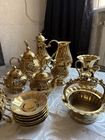 Nahar dəstləri və servizlər: Nahar dəsti, rəng - Qızılı, Farfor, 11 nəfərlik, Çexiya — 11