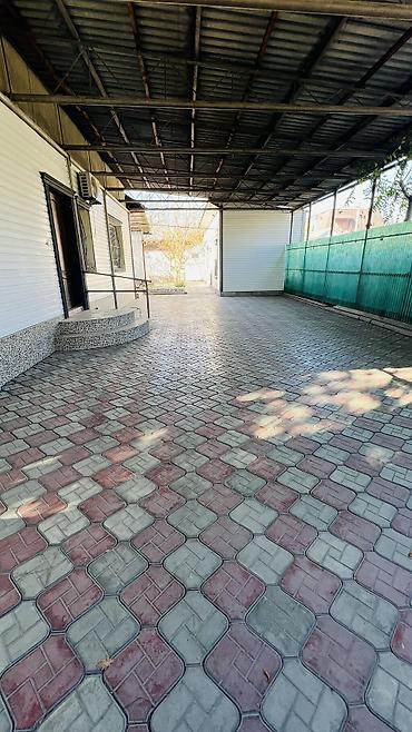 Продажа домов: 4 комнаты, 90 м², Бишкек, Центральная мечеть Собственник — 6