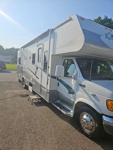 Je dispose d'une caravane Benimar que j'ai abandonnée depuis longtemps