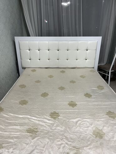как продать матрас бу: Эки кишилик керебет, Колдонулган, Матрасы бар, Жыгач, узуну - 200 см