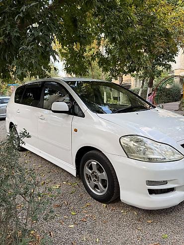 7 50 16: Toyota Ipsum: 2003 г., Минивэн — 3