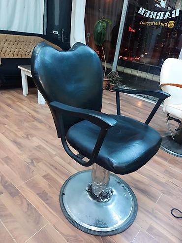 goranda ucuz mebeller: Bərbər salonu üçün peşəkar kreslo - Rəng: qara - Material: süni dəri — 1