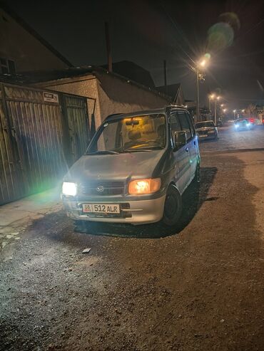 Daihatsu: Daihatsu Move: 2000 г., 1 л, Механика, Бензин, Минивэн — 9