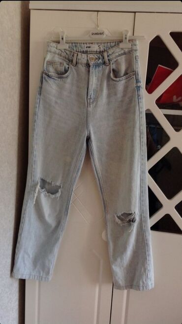 женские джинсы с вышивкой: Джинсы S (EU 36)