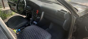 Audi: Audi S4: 1993 г., 2.6 л, Механика, Газ, Седан — 3