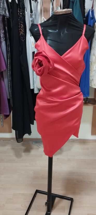 Haljine: Elegantne haljine za posebne prilike – više modela - Duga puder‑roze — 2