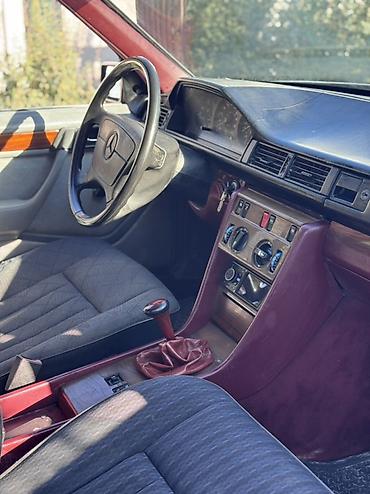 x class: Mercedes-Benz W124: 1989 г., 2.3 л, Механика, Бензин, Седан — 5