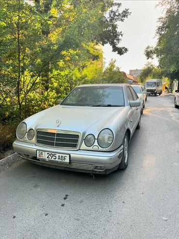 Mercedes-Benz: Mercedes-Benz E 420: 1998 г., 4.2 л, Автомат, Бензин, Седан