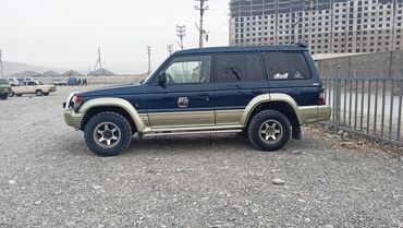 Mitsubishi: Mitsubishi Pajero: 1997 г., 3 л, Механика, Бензин, Внедорожник — 12