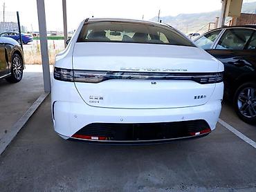 star stop: BYD Qin Plus: 1.5 l | 2025 il 50 km Sedan — 4
