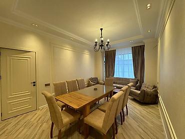 Günlük kirayə evlər: 211 kv. m, 5 otaqlı, Kombi, Qaz, İşıq — 10