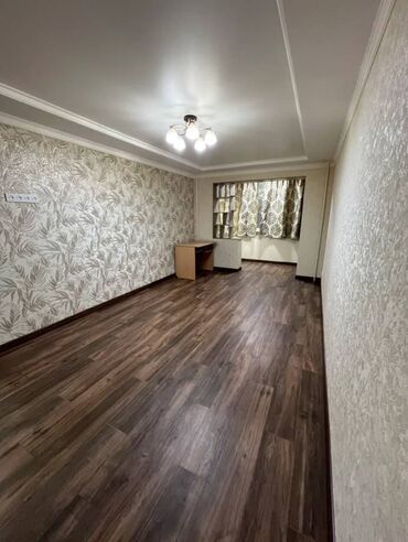южный берег: 2 комнаты, 48 м², 104 серия, 2 этаж, Евроремонт