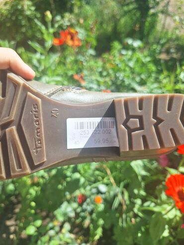 Gležnjače: Ženske kratke čizme – više modela Muške cipele. cena od 30 do 60 — 36