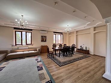 уч: 5 жана андан көп, 289 м², 8 соток, Төмөнкү Ала-Арча, Риелтор — 3