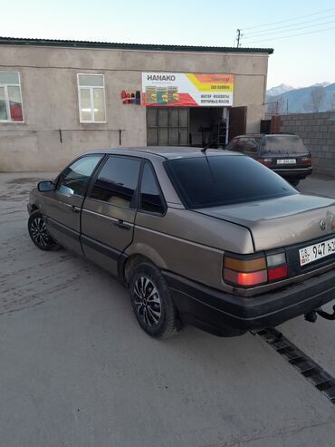 Volkswagen: Volkswagen ID.3: 1988 г., 1.8 л, Механика, Бензин