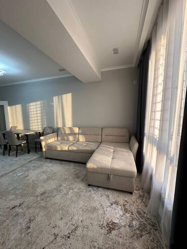 сколько стоит трехкомнатная квартира в бишкеке: 2 комнаты, 55 м², Элитка, 12 этаж, Дизайнерский ремонт