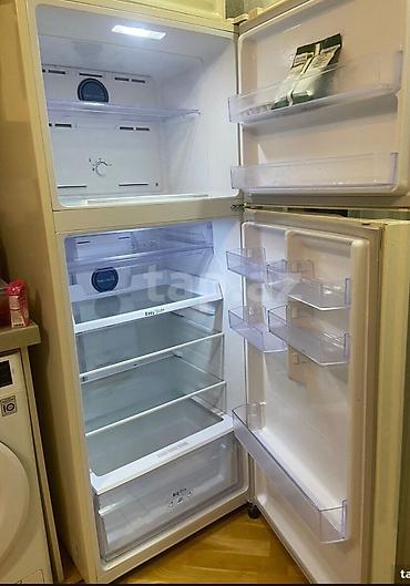 dondurma qabi: Samsung iki qapılı soyuducu (üstdə dondurucu) - Rəng: ağ - Üstdə — 2