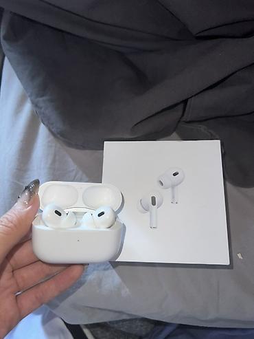 hoco bs52: Беспроводные вакуумные наушники, Apple, AirPods Pro 2, Б/у — 1