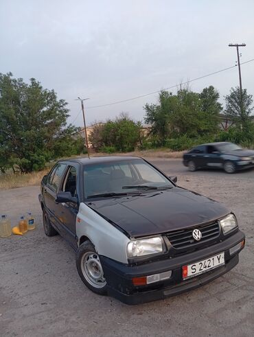 запчасти на опель вектра а: Volkswagen Vento: 1993 г., 1.8 л, Механика, Бензин, Седан
