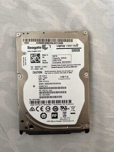Жёсткие диски (HDD): Seagate brendinə məxsus 500GB tutumlu, SATA interfeysli noutbuk HDD