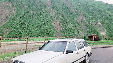 трактор 82 1: Mercedes-Benz W124: 1989 г., 2.5 л, Дизель, Универсал — 4