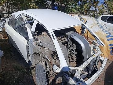 Крылья и комплектующие: Toyota corolla 120 кузов в Японец на запчаст радиатор мотор 1,5 — 7