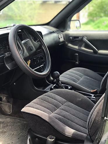 прямоток ош: Volkswagen Passat: 1990 г., 1.8 л, Кол менен иштөөчү, Газ, Седан — 6