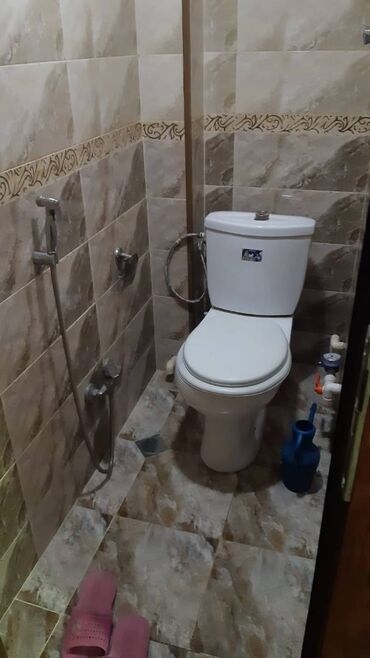 Uzunmüddətli kirayə mənzillər: Binəqədi rayonu,avtovağzal metrosuna piyada 5 dəqiqəlik məsafədə, 5 — 11