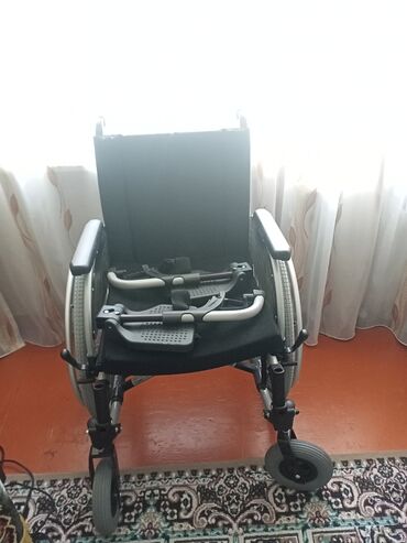 əlil arabas: Инвалидные коляски