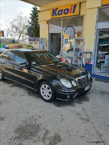 Transport: Mercedes-Benz E 220: 2.2 l | 2004 year Sedan