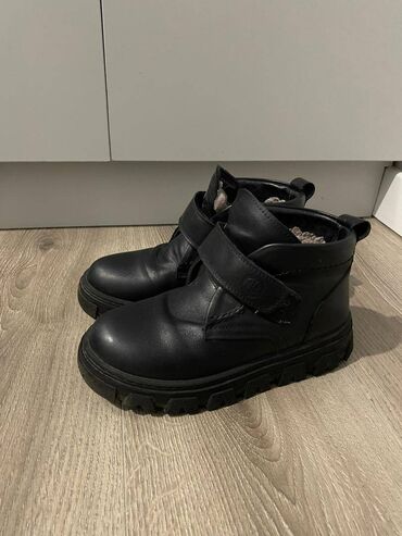 обувь рабочий: Продаю турецкие кожаные сапоги 33 размера в отличном состоянии