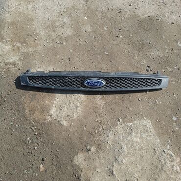 Решетки радиатора: Решетка радиатора Mazda Б/у — 5